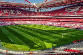 乐鱼中国-曼联新星闪耀欧冠，谢尔基打入处子球，谢尔曼打得过四号吗